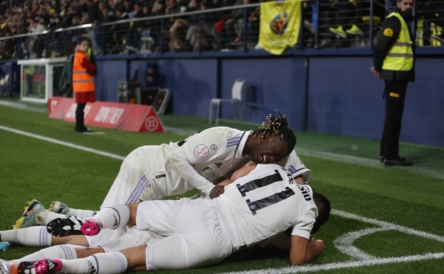 El Real Madrid vuelve a la vida en Villarreal
