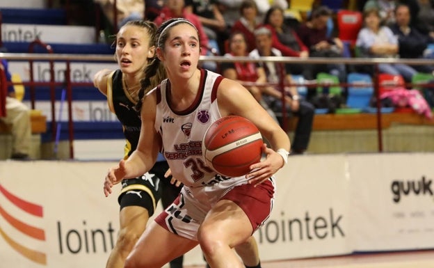 El sólido líder de la Liga Femenina llega a Maloste