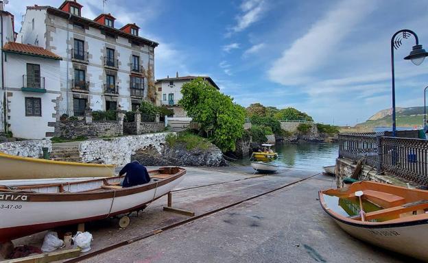 «Mundaka es un buen ejemplo de pueblo marinero»