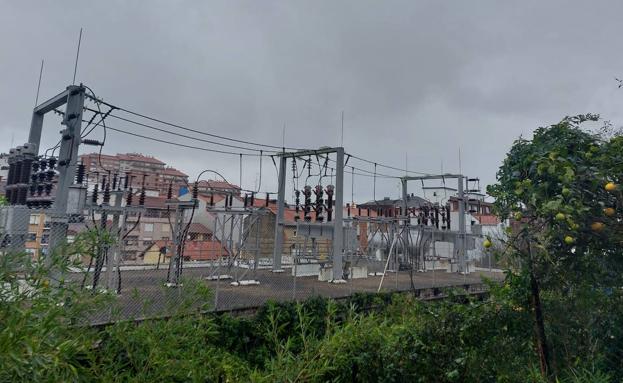 Una gran plaza y parking en el barrio Las Viñas de Santurtzi