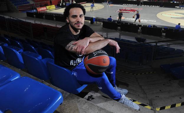 «Howard puede batir mis récords de 49 puntos y 10 triples»