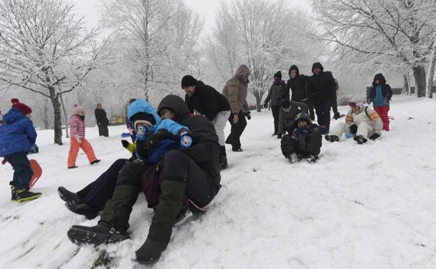 Bizkaia peregrina al santuario de las nieves