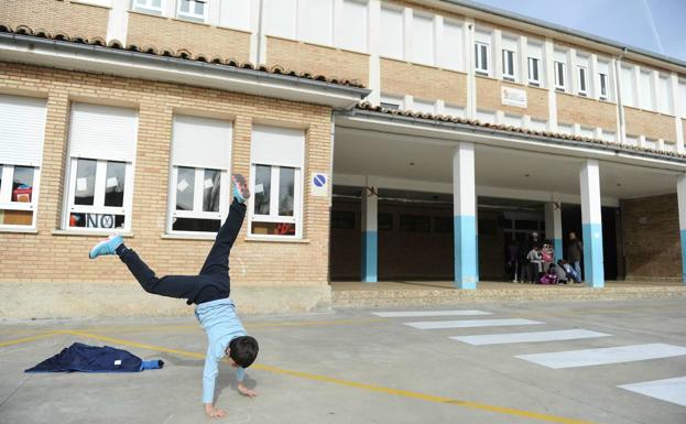 Juzgan a la exdirectora del colegio del Condado de Treviño por apropiación indebida
