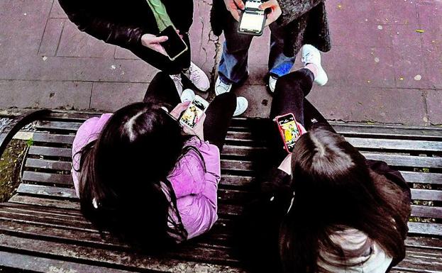 Casi un 70% de menores alaveses sufre comentarios negativos en redes sociales