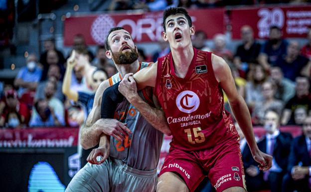 Aday Mara, el 'sin techo' del baloncesto español, llega al Buesa