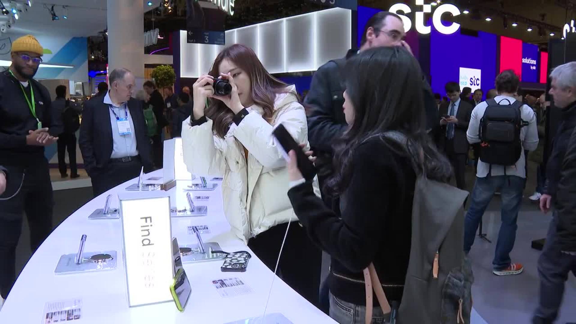 Nuevos móviles, inteligencia artificial y robots, estrellas del MWC ...