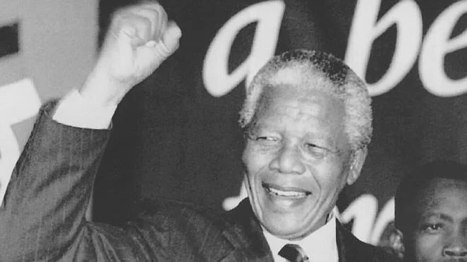 Sudáfrica celebra veinte años de democracia en medio del descontento social