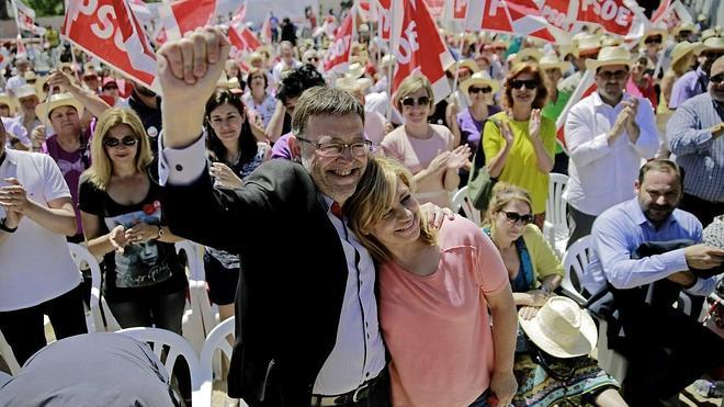 El PSOE exprime el desliz machista de Cañete para impulsar la campaña