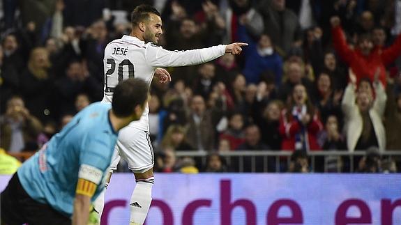 Jesé vuelve a disfrutar del fútbol y del gol