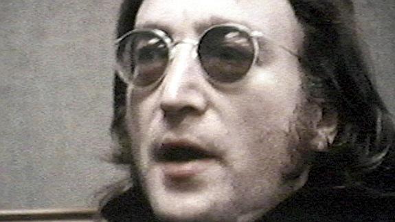 Los papeles del divorcio de John Lennon le presentan como un padre agresivo