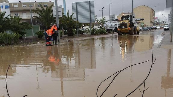 Cincuenta personas pasan la noche en el albergue de Burriana por las fuertes lluvias