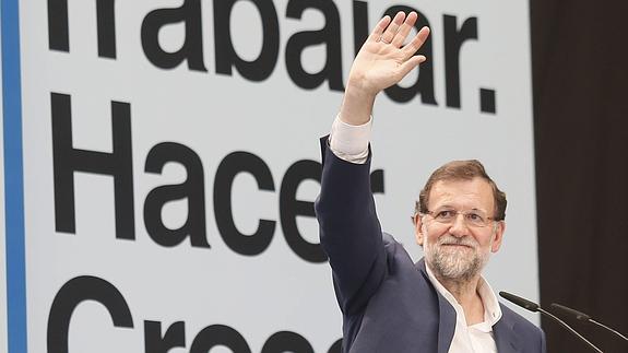 Rajoy defiende la «estabilidad» del PP frente a las «ocurrencias»