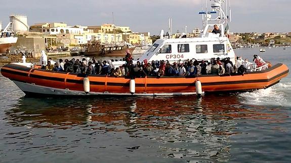 Rescatados 5.800 inmigrantes en aguas del Mediterráneo