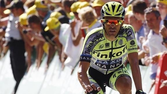 Contador renuncia a la clásica de San Sebastián