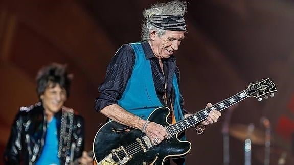 Keith Richards dice que 'Sgt. Pepper' de los Beatles es un «montón de basura»