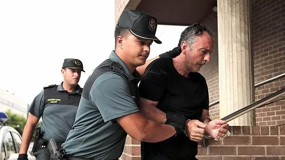 Prisión sin fianza para el concejal de la localidad valenciana de Serra acusado de asesinar a su mujer