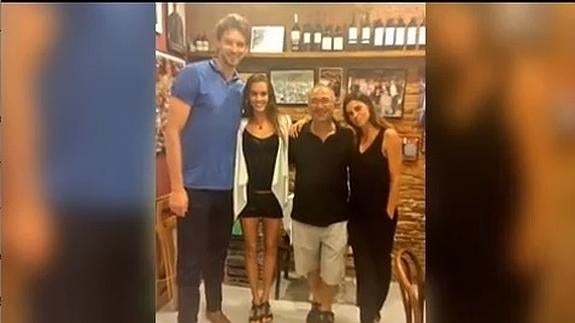 Pau Gasol y Ona Carbonell, ¿más que amigos?