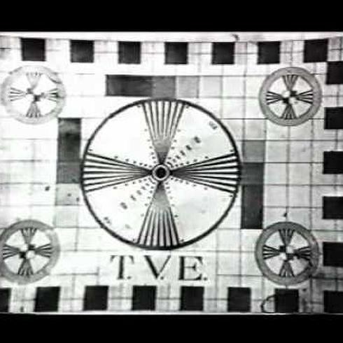 TVE comenzó a emitir el 28 de octubre de 1956, un día histórico... con misa televisada