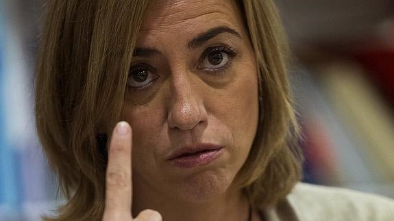 Chacón: la Generalitat «no merece que la arrastren por el suelo» para que Mas «se agarre a la poltrona»