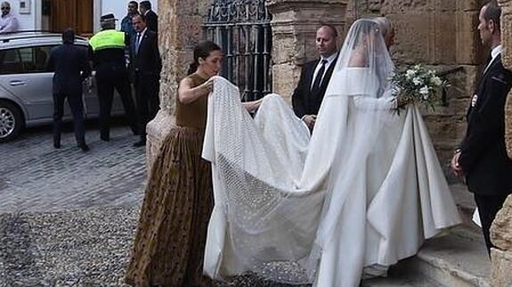 La hija del Duque de Wellington y Alejandro Santo Domingo se casan en Granada