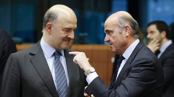 Bajar el IRPF y reducir el déficit. ¿Misión imposible?