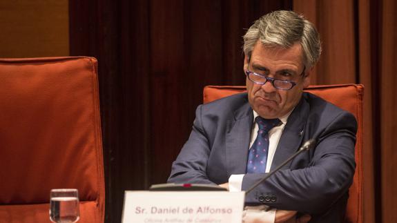 De Alfonso alega que siguió «la corriente» al ministro sobre derribar a Mas