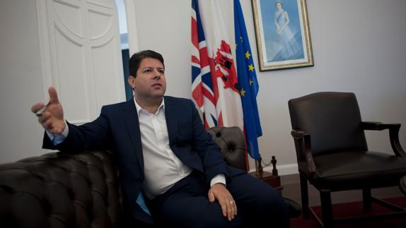 Picardo se reúne con May y Sturgeon para situar a Gibraltar en la negociación del 'Brexit'