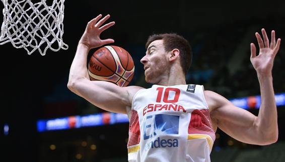 El Barça ficha a Víctor Claver al día siguiente de perder a Abrines