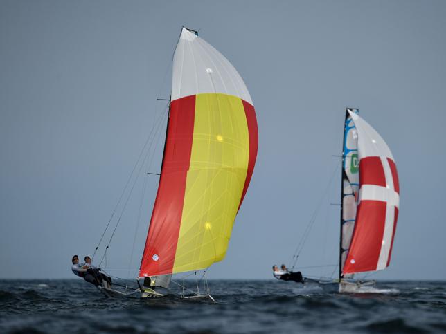 El 49er femenino se asoma a las medallas