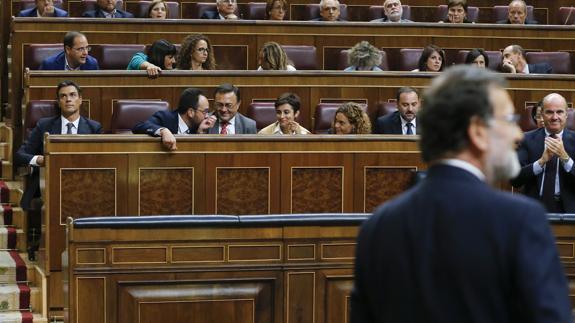 El choque de Rajoy y Sánchez mina el terreno para una próxima investidura