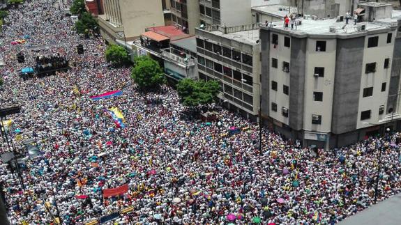 Venezuela exige el revocatorio