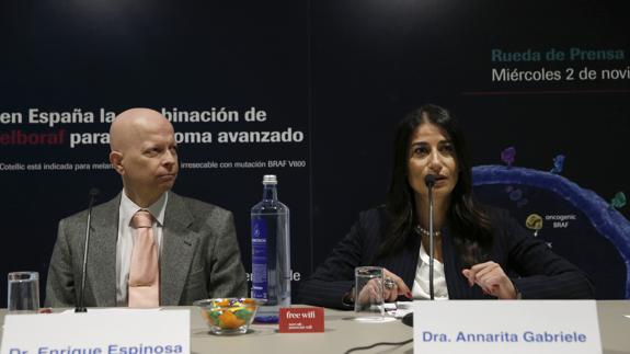 Sanidad autoriza un tratamiento que duplica la esperanza de vida de pacientes con melanoma metastásico