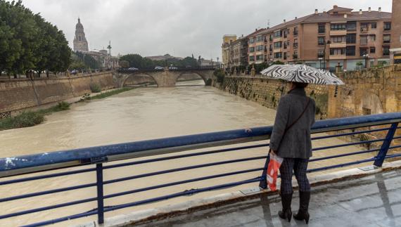 Suspenden las clases en 23 de los 45 municipios de Murcia por el temporal