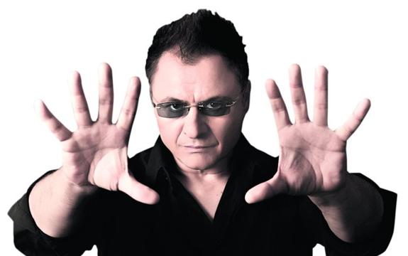 «Éramos los hippies del techno»