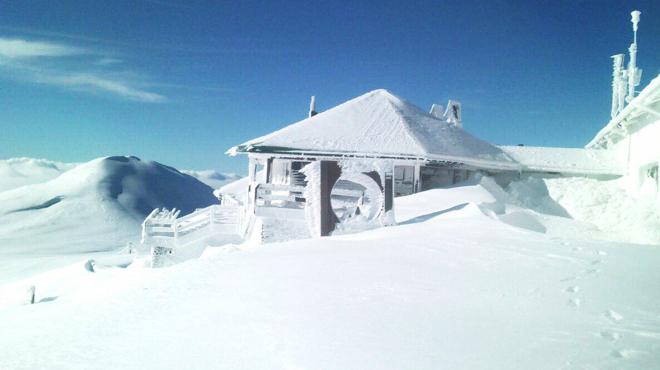 Las nevadas no cesan en Cataluña