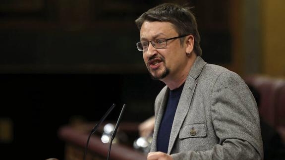 Domènech pide en la Eurocámara apoyo para un referéndum «con garantías»