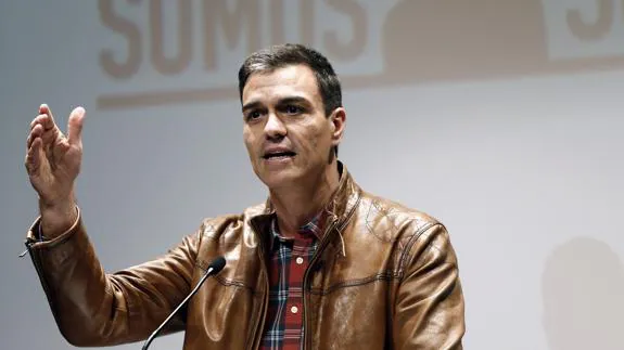 Pedro Sánchez 'ficha' a un cargo de la Junta de Andalucía para coordinar su estrategia