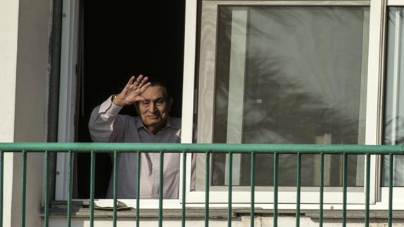 El expresidente egipcio Hosni Mubarak queda en libertad tras seis años en prisión
