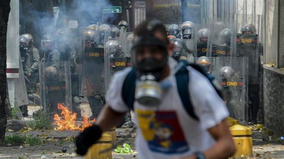 Mueren dos personas por disparos de bala durante las manifestaciones opositoras en Venezuela