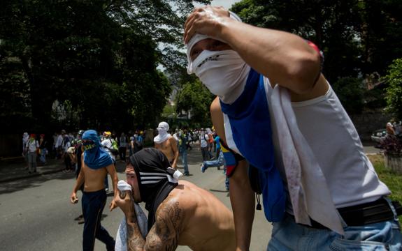 Tres muertos en las protestas de la oposición en Venezuela