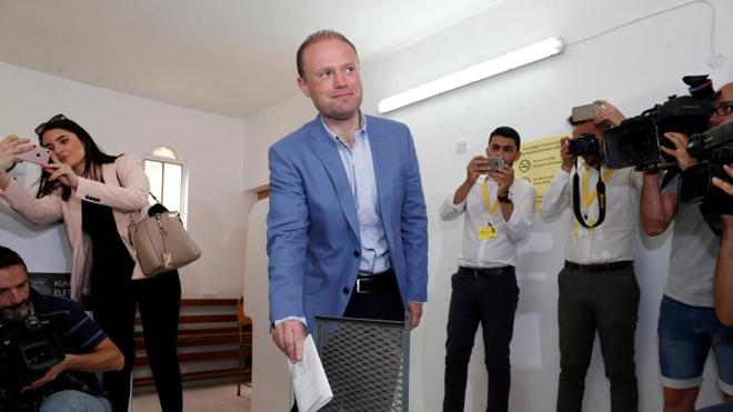 Muscat, reelegido primer ministro en Malta pese al escándalo de corrupción