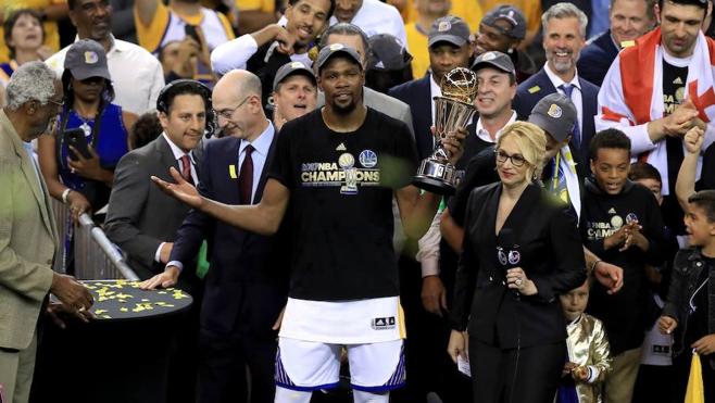 Los Warriors se proclaman nuevos campeones de la NBA