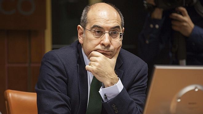 Darpón cree "normal" que el Gobierno vasco le pague clases de oratoria a 300 euros la hora