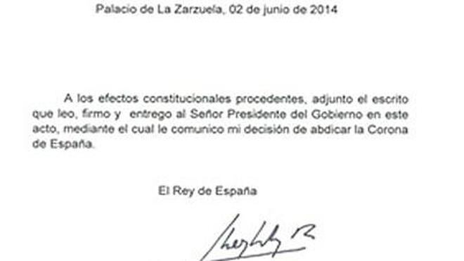 El Rey rubrica su abdicación