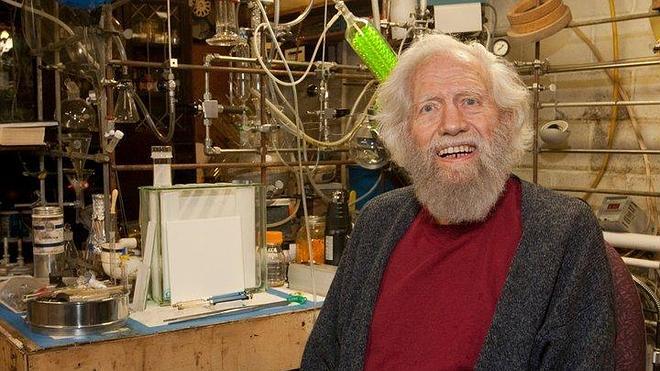 Muere el químico que redescubrió el 'éxtasis'