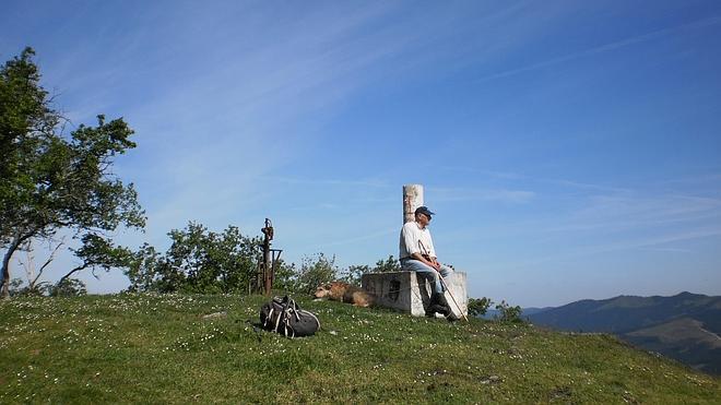 De Quejana a la ermita de Etxaurren