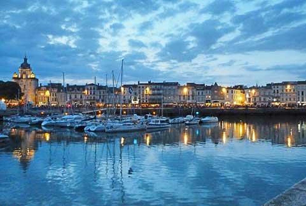 La Rochelle, castillos en el mar