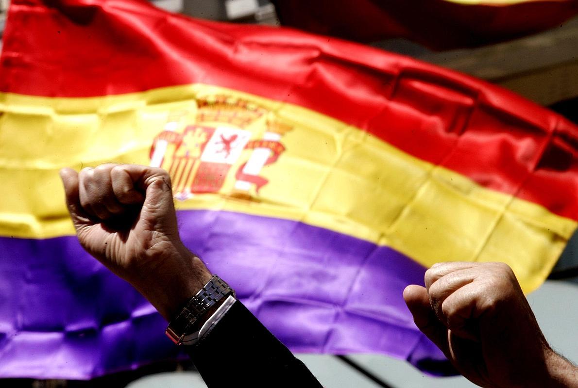 Tres detenidos por apoyar la República en Madrid