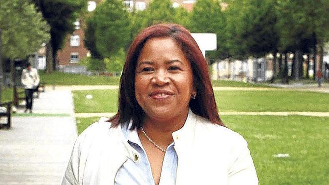 "Era duro pasear por la calle y oír '¡mira, ahí va la negra!'"