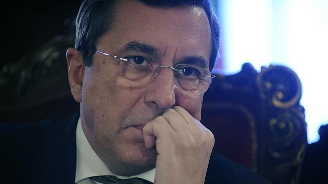 Bilbao rectifica y pide "disculpas" por identificar al grupo Mondragón con el acoso de Bildu a Kutxabank